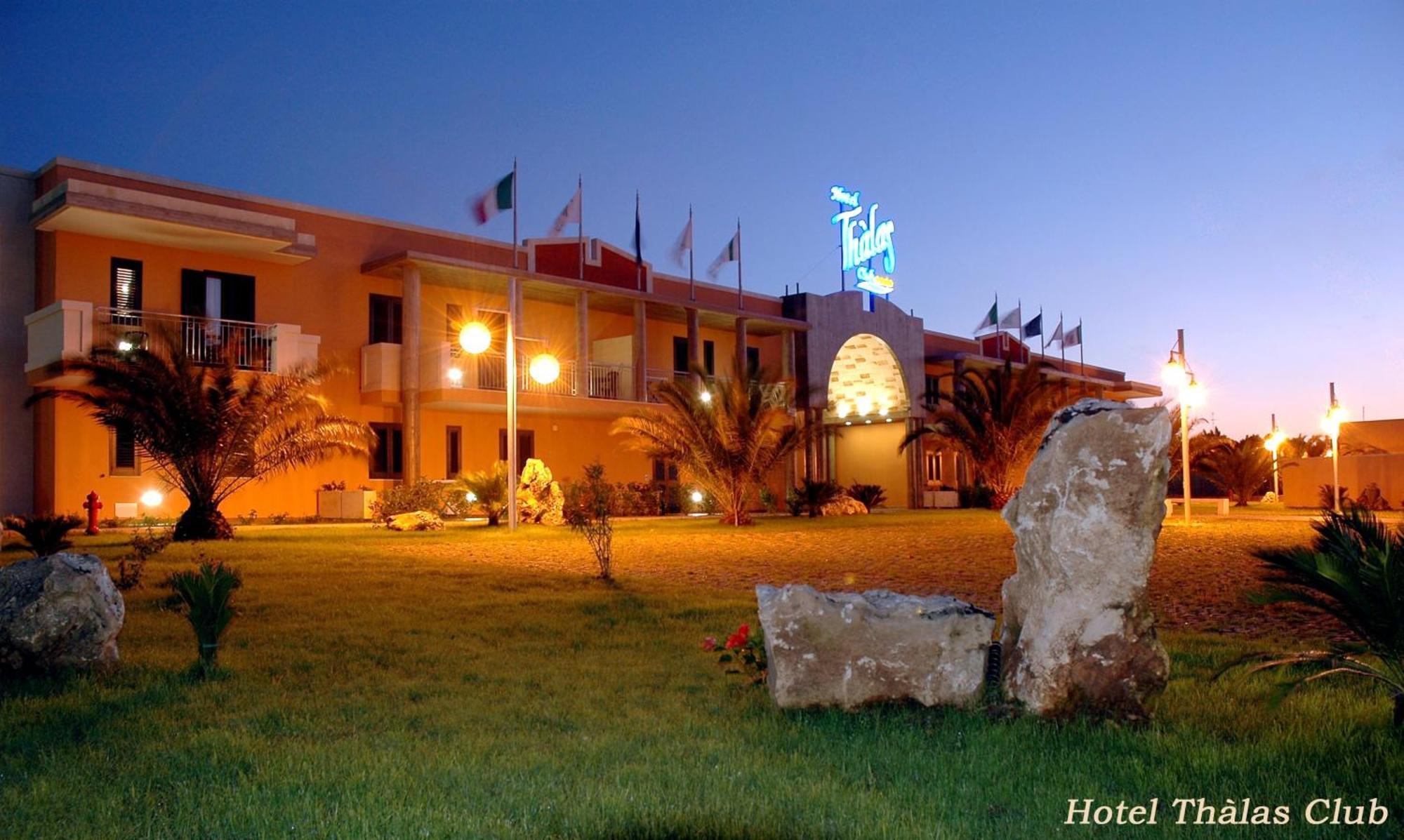 Hotel Thalas Club Torre dell'Orso Ngoại thất bức ảnh