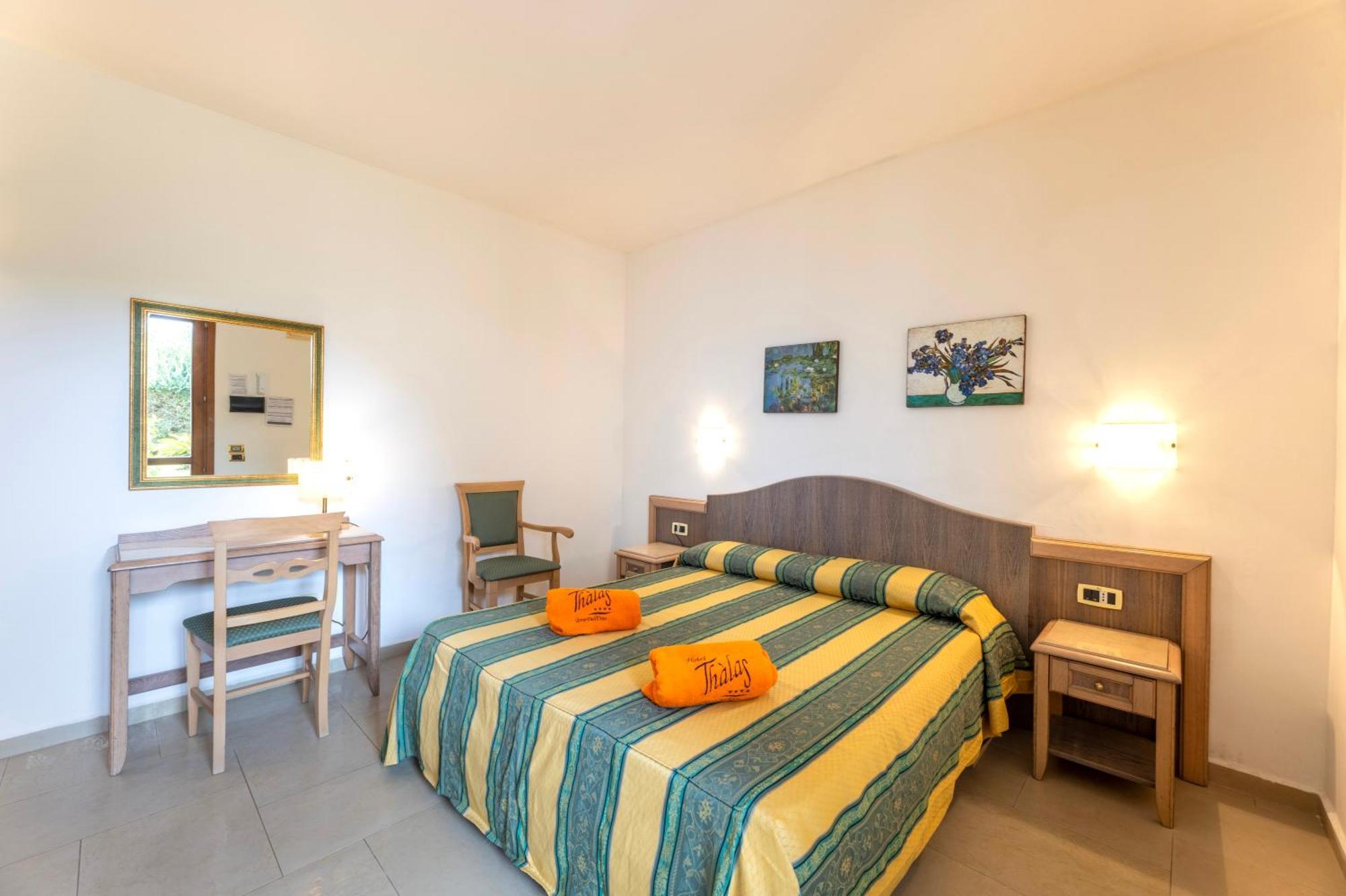 Hotel Thalas Club Torre dell'Orso Ngoại thất bức ảnh