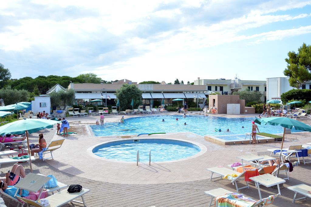 Hotel Thalas Club Torre dell'Orso Ngoại thất bức ảnh